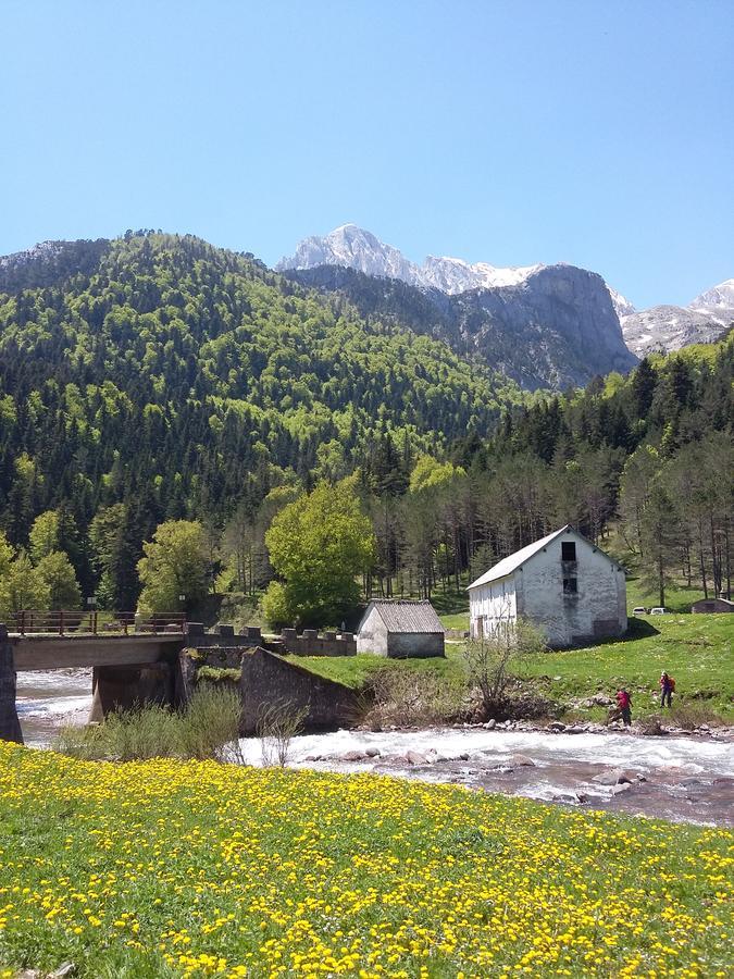 Hotel Hospederia Prepirineo à Undués-Pintano Extérieur photo